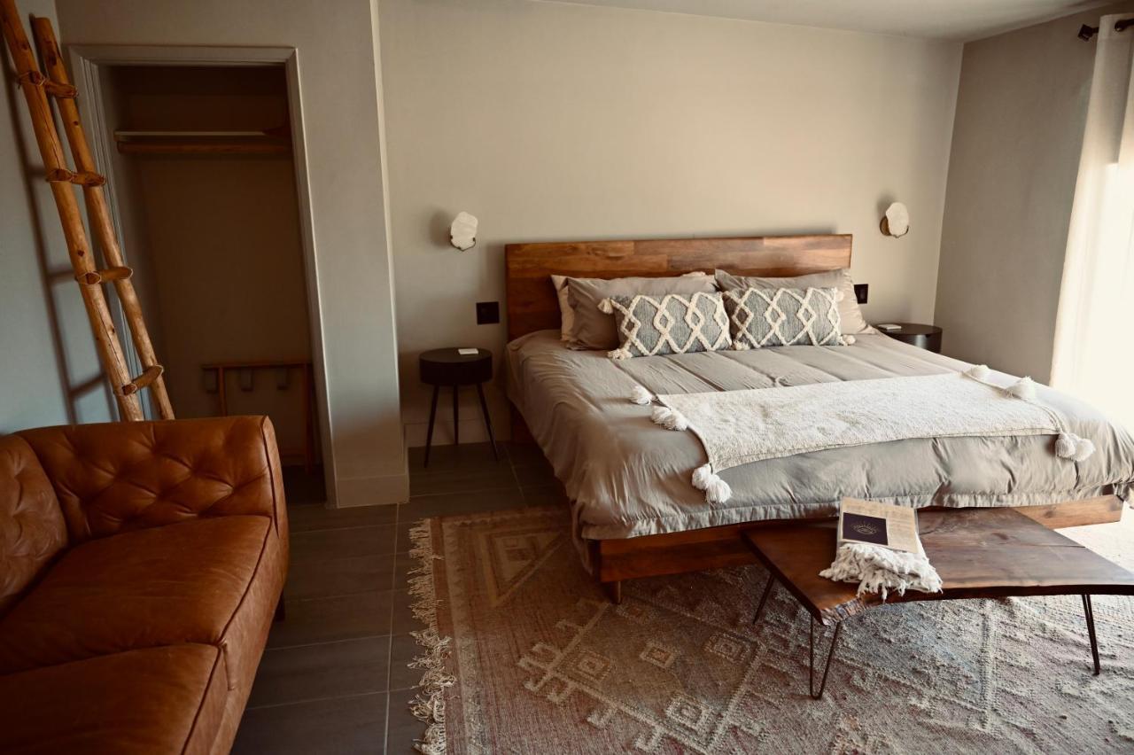 Inn Miracle Manor Boutique &