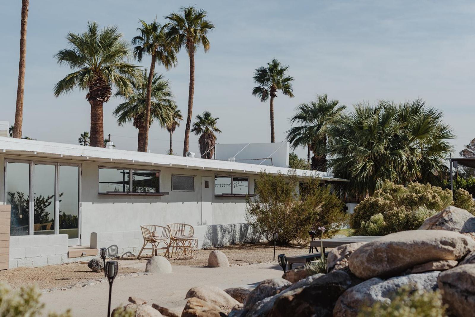 Miracle Manor Boutique & Desert Hot Springs