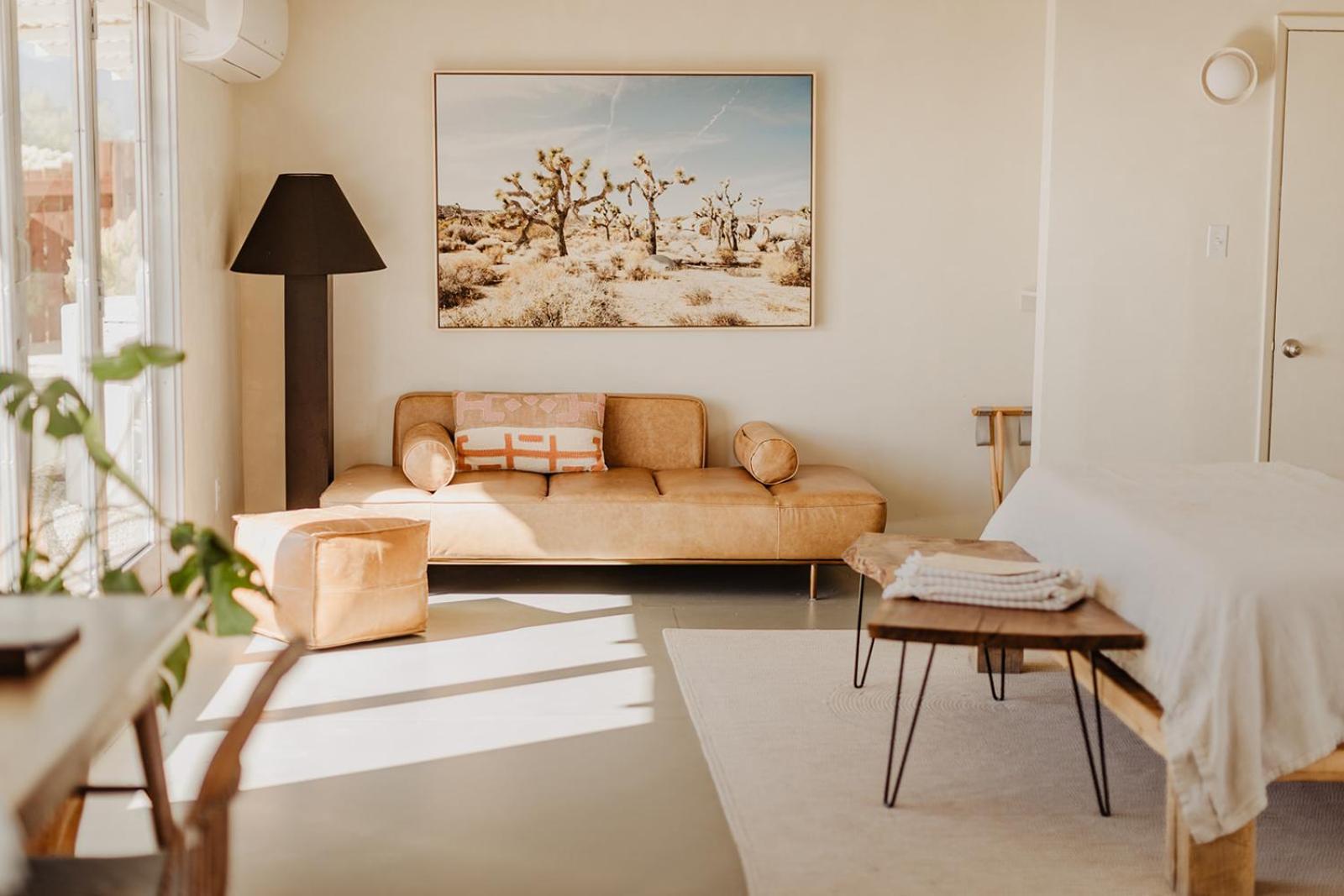 Miracle Manor Boutique & 3*