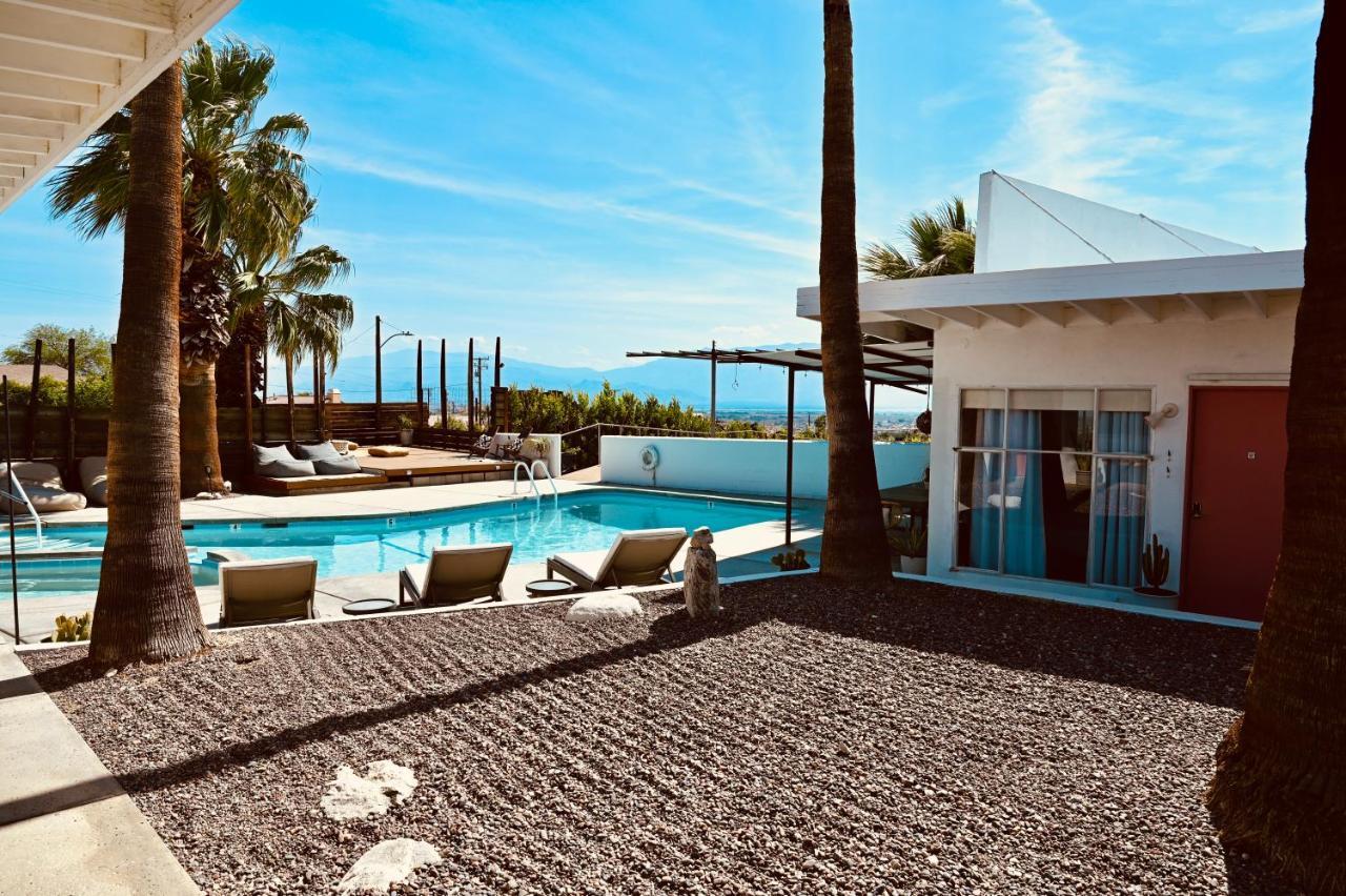 Gasthof Miracle Manor Boutique & Spa Desert Hot Springs