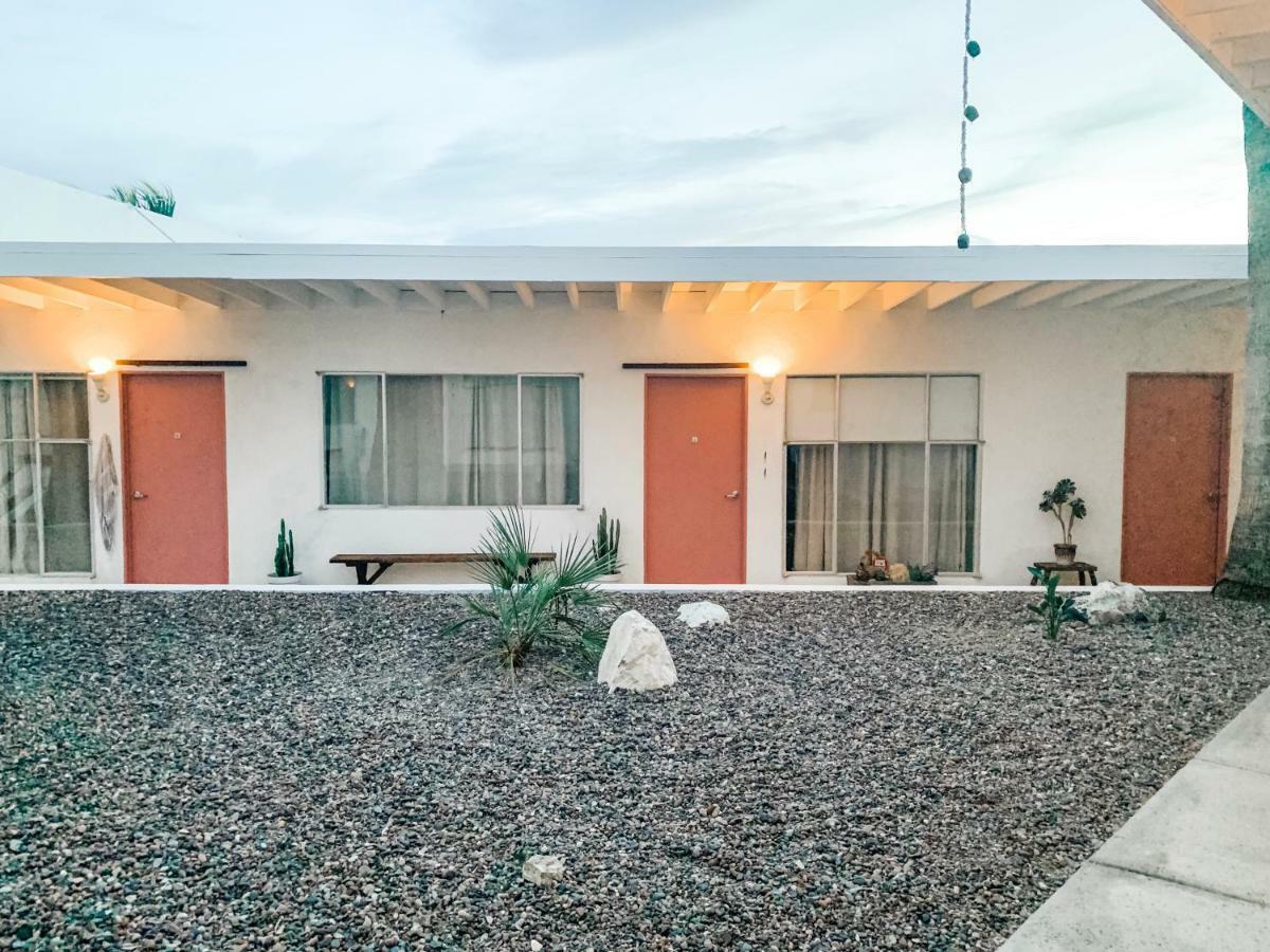 Gasthof Miracle Manor Boutique & Spa Desert Hot Springs